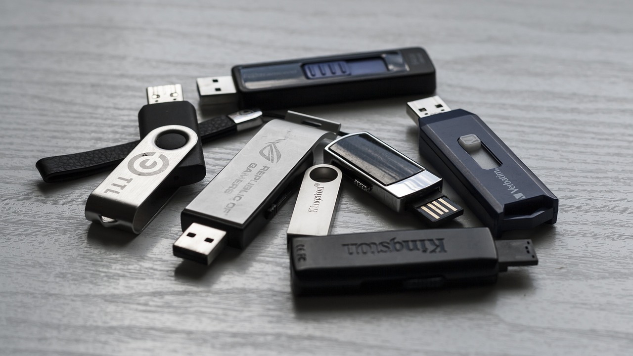 Hardware Wallets Hardware Wallets